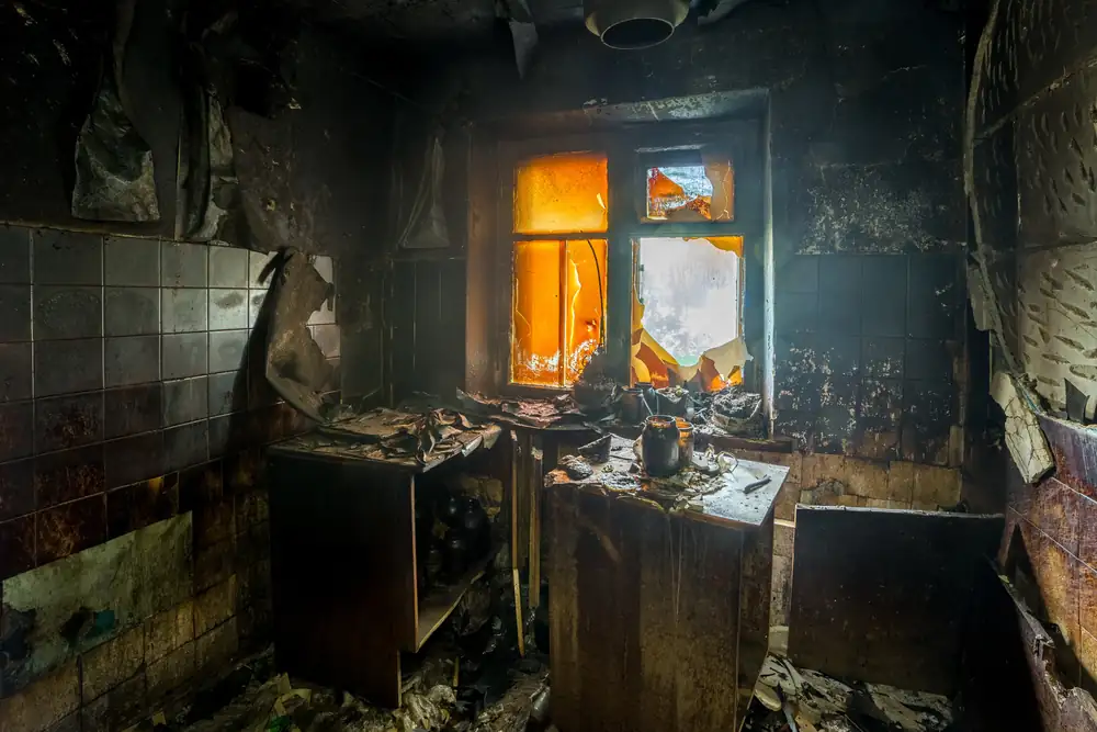 fire damage restoration professionals at work in Englewood